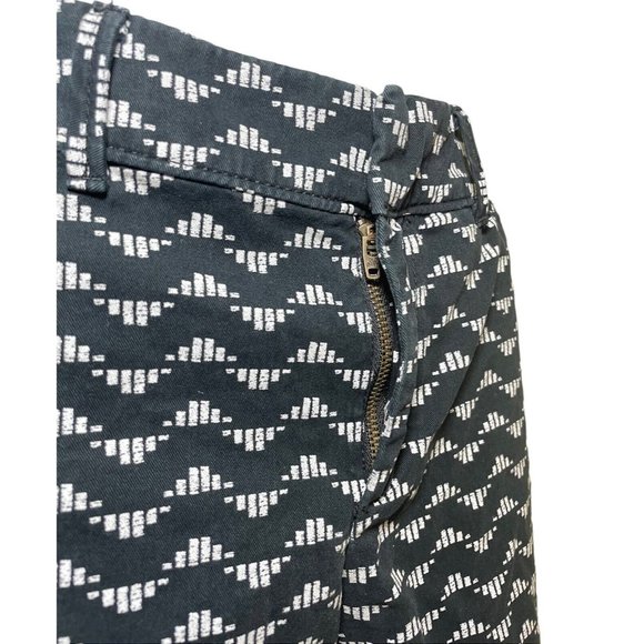 Old Navy Pixie Women's Short Pants Casual Black Grey High Rise Size 2 - Picture 2 of 5